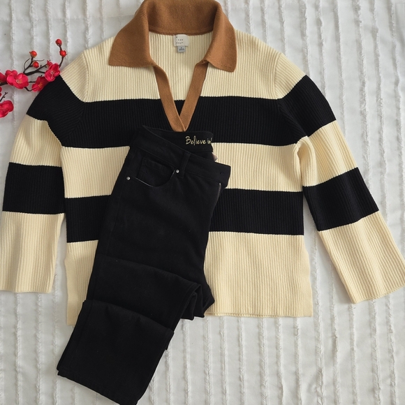 Striped V-Neck Sweater - Black and Cream - Picture 6 of 8